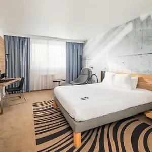 Отель Novotel West